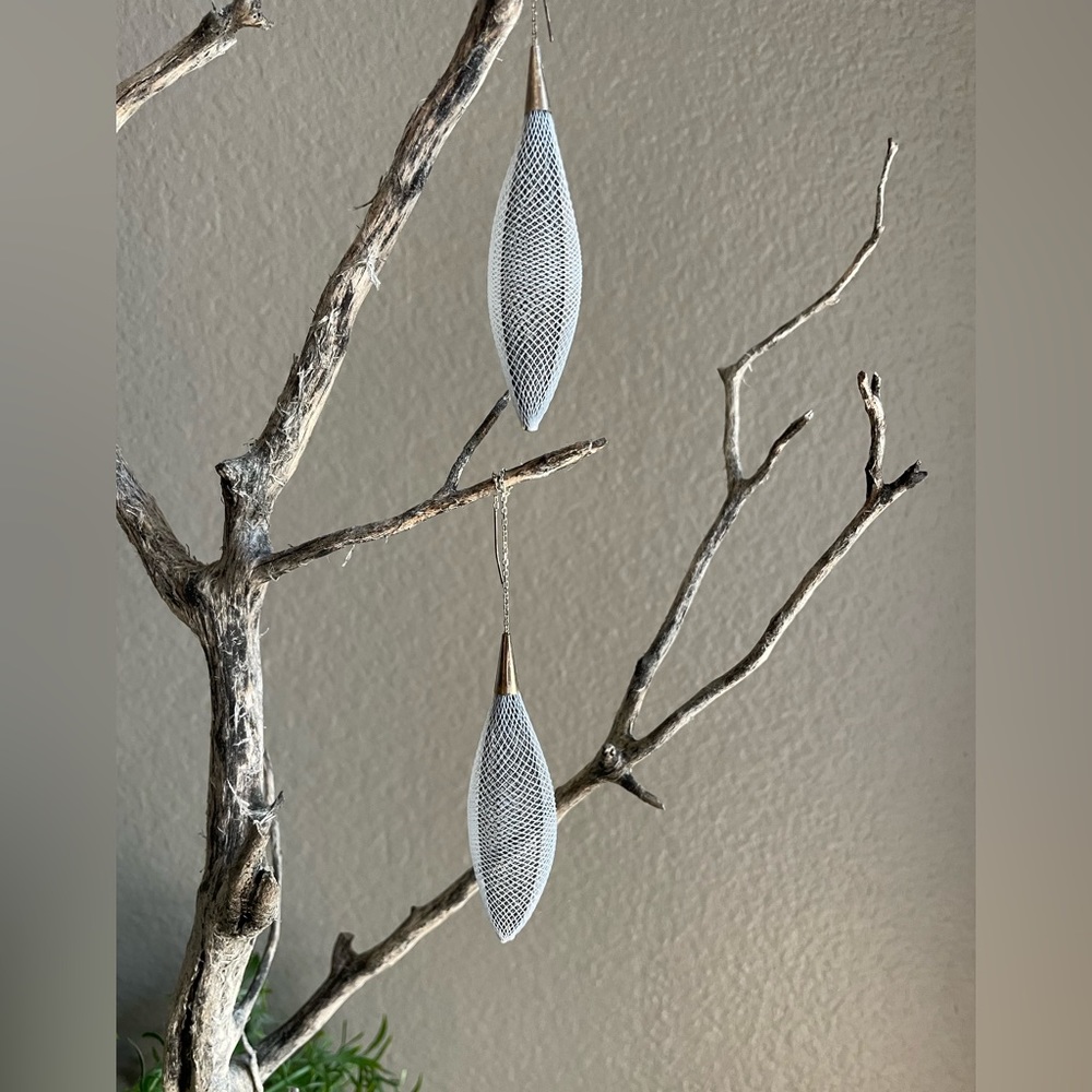 Modern Light blue mesh netting teardrop dangle threader earring w/silver chain